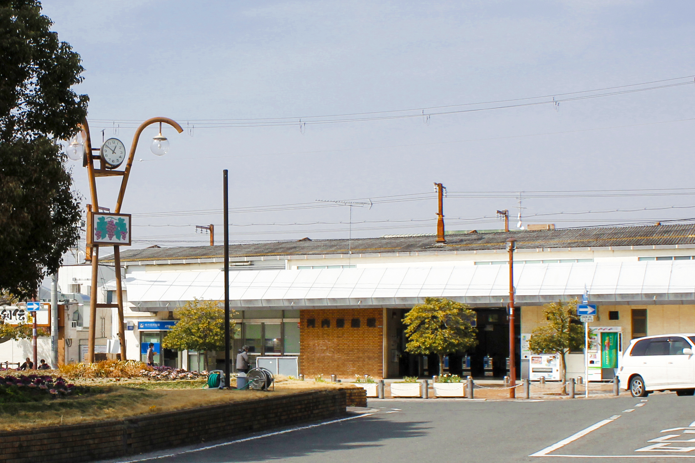 JR学研都市線「河内磐船」駅（徒歩5〜8分）